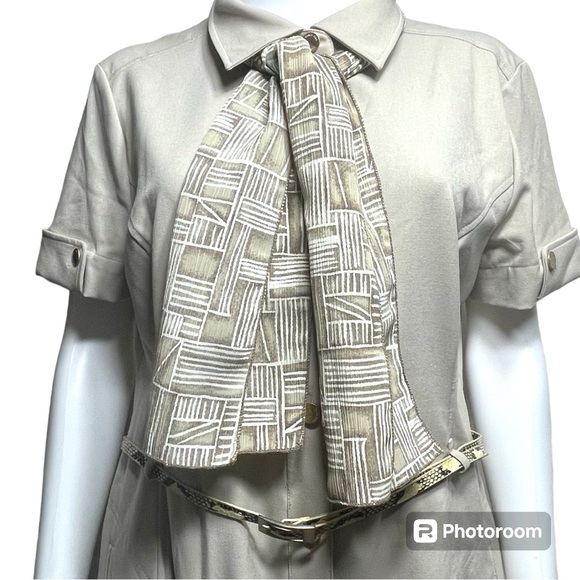 Calvin Klein Beige Button Down Belted Career Dress with Scarf Women's Size 14 - Picture 3 of 12